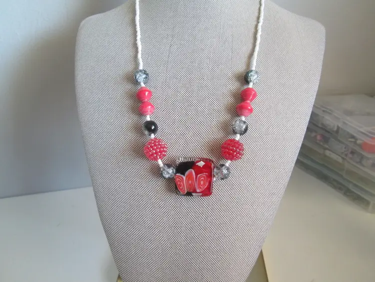 Vintage Red Venetian and Black and Clear Crackle Glass Beaded Necklace