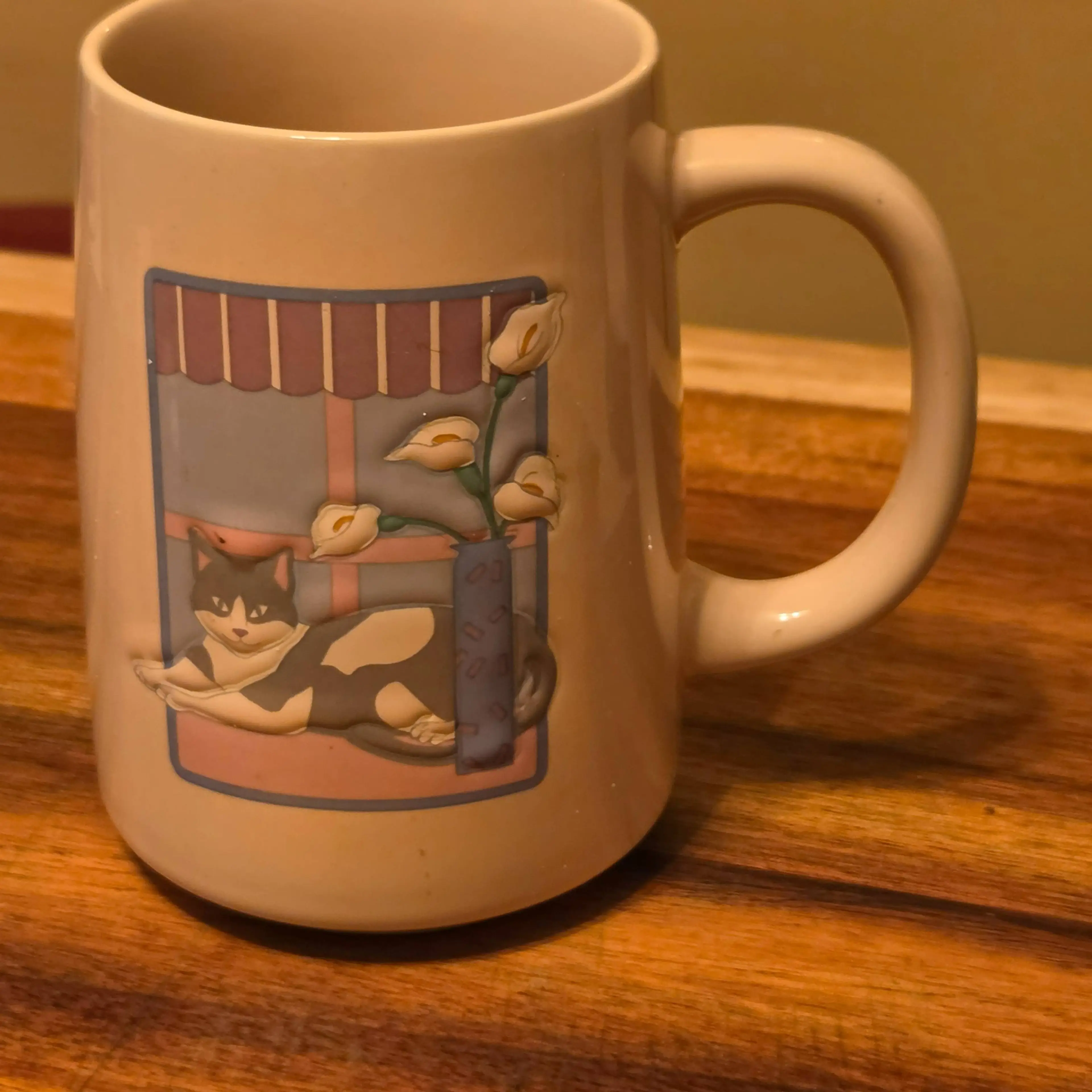 Image 2 of 6