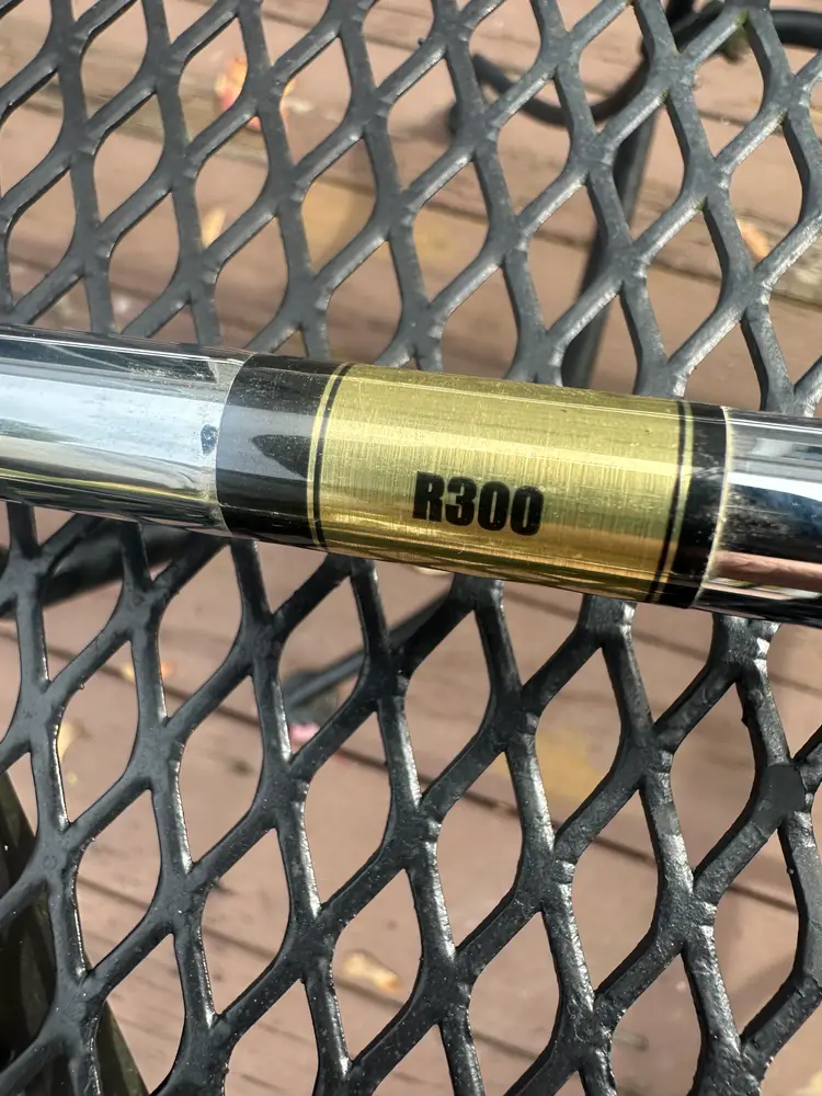 Bridgestone Limited Edition J36 Black Cavity Back 4-P