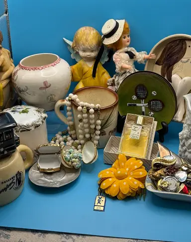 Cornucopia With Tulsa Time Treasure 