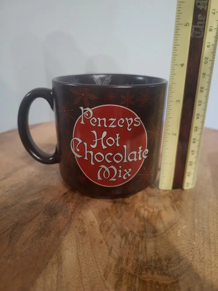 Penzyes Spices Hot Chocolate Mix Mug Brown with Snowflakes NEW