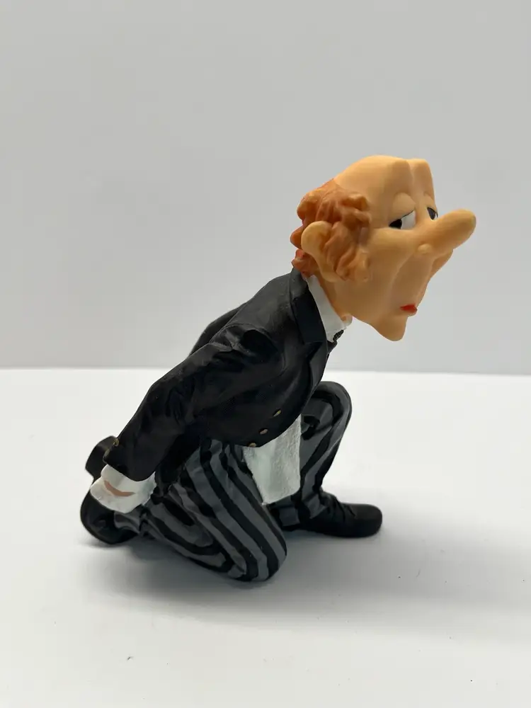James The Butler Wine Bottle Holder