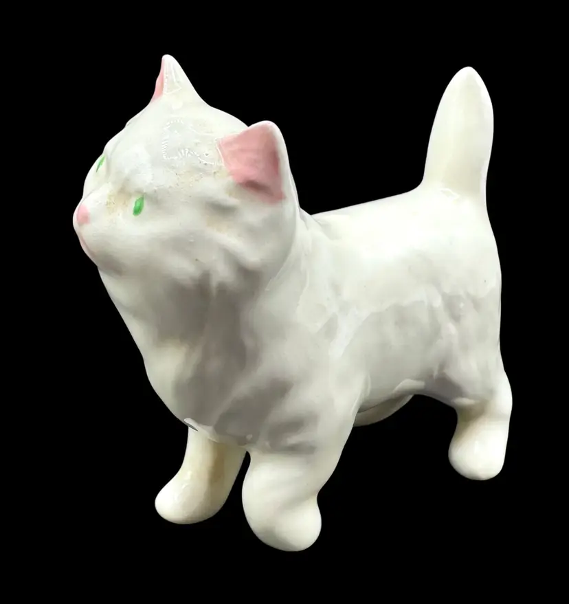 Vintage Ceramic Pottery White Persian Cat Figurine Green Eyes 3”