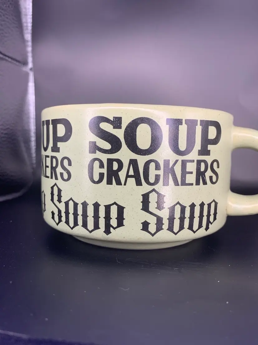 1970βs Avocado Soup and Crackers Mug, Vintage Stoneware, 5 3/4β x 3β x 4 1/2β, 14 oz,