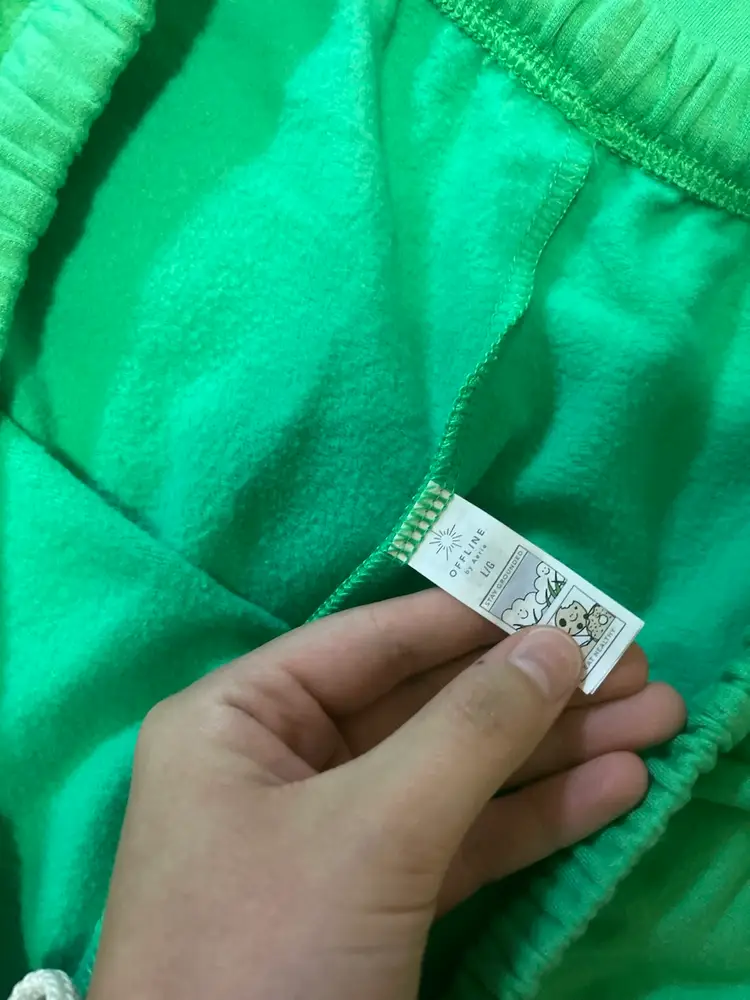 01 
aerie flare sweats 