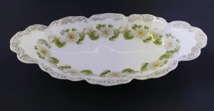 Malmaison Water Lily Oval Dish by A.G.C. Bavaria