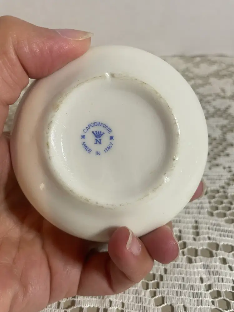 Capodimonte Floral Trinket Box