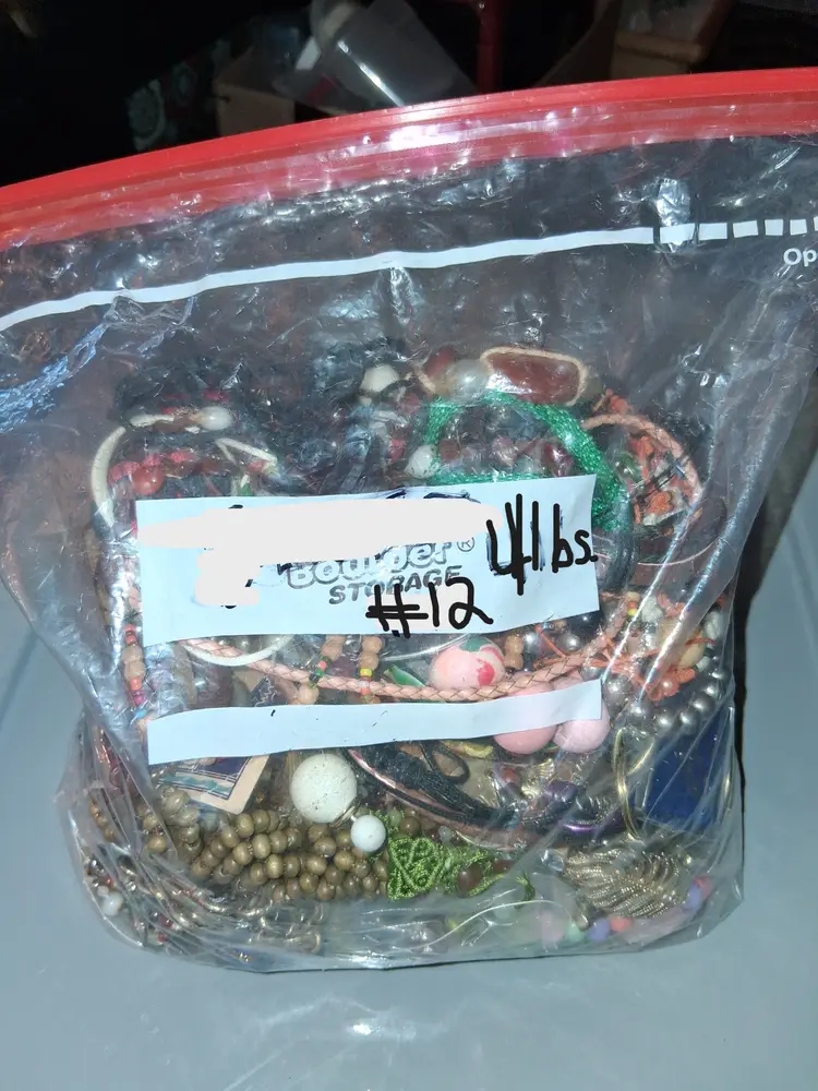4 lbs Mostly WEARABLE COSTUME JEWLERY VTG to MOD Resell/Keep/Craft/Upcycle #12