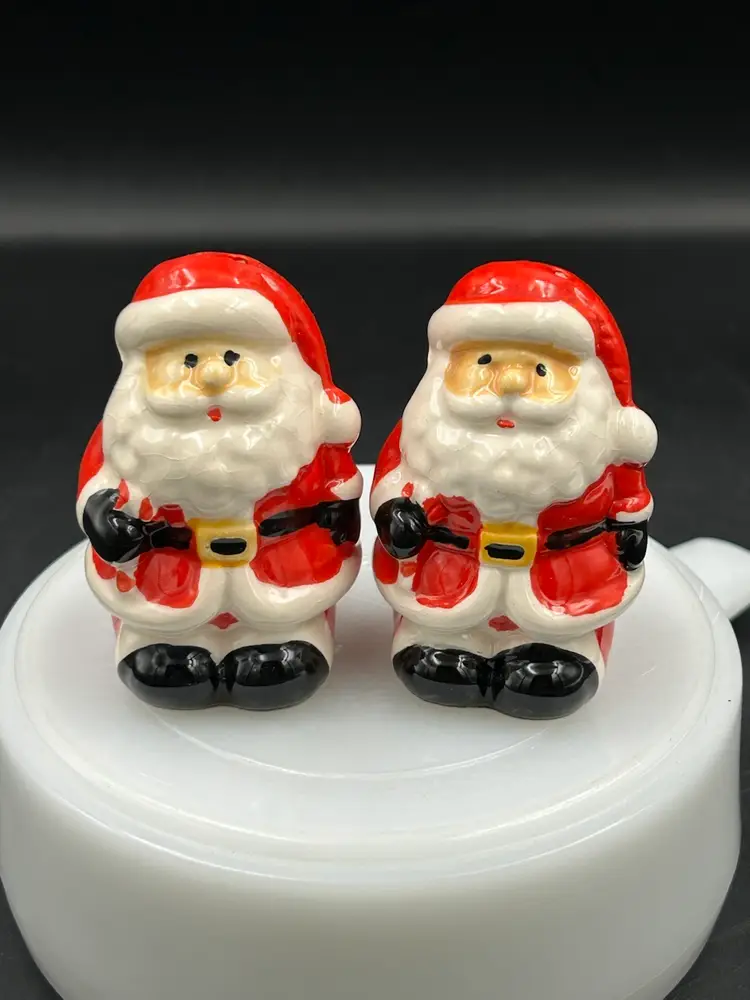 Vintage Ceramic Santa Claus, Christmas Salt And Pepper Shakers