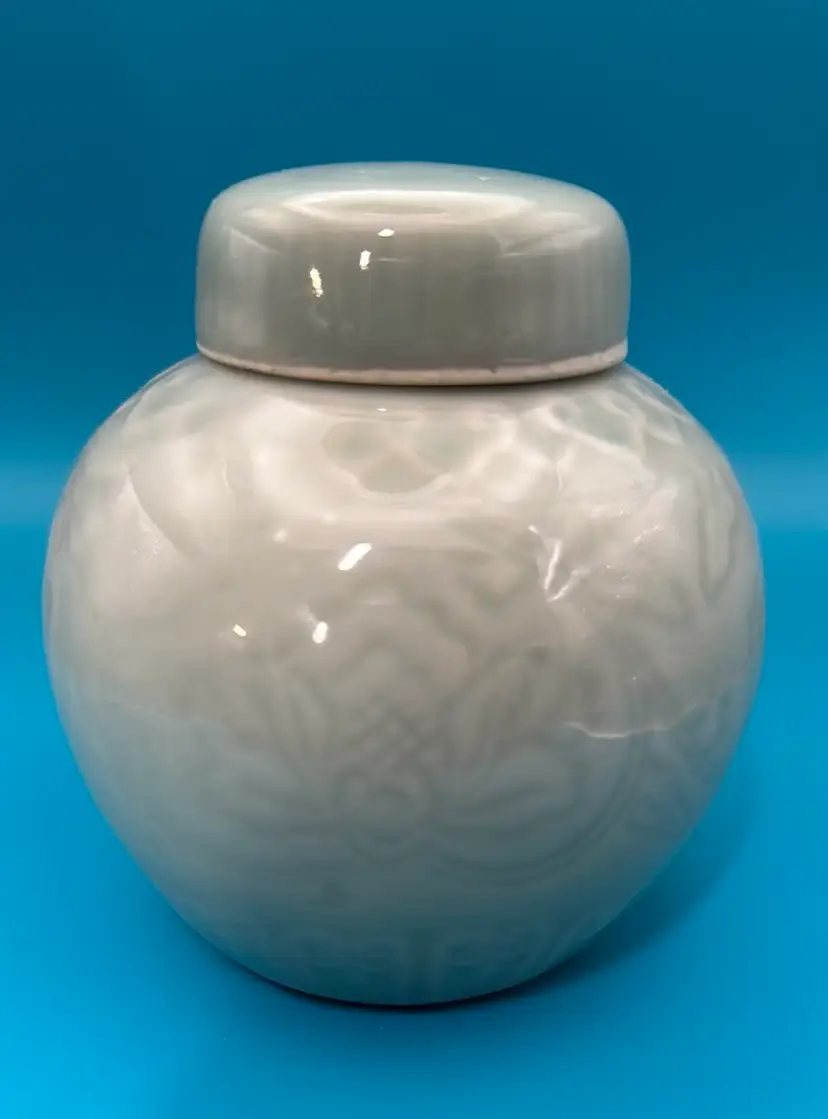 Celadon small Ginger Jar with Lid Porcelain Lotus Chrysanthemum Chinese 3.75”