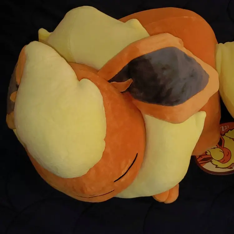 Pokemon Center Flareon Sleeper Plush Eeveelutions Plush Rare Authentic Tags