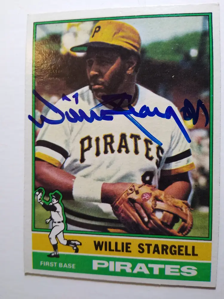Willie Stargell Signed Autographed 1976 Topps #270 Pittsburgh Pirates Clean Card