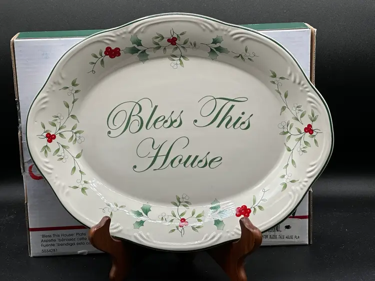 Pfaltzgraff Winterberry "Bless This House" Serving Dish Platter Christmas Plate