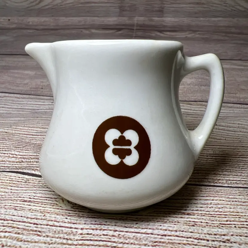 HYATT Hotel Individual Creamer Sterling China Restaurant Ware White Brown 3x3.5”