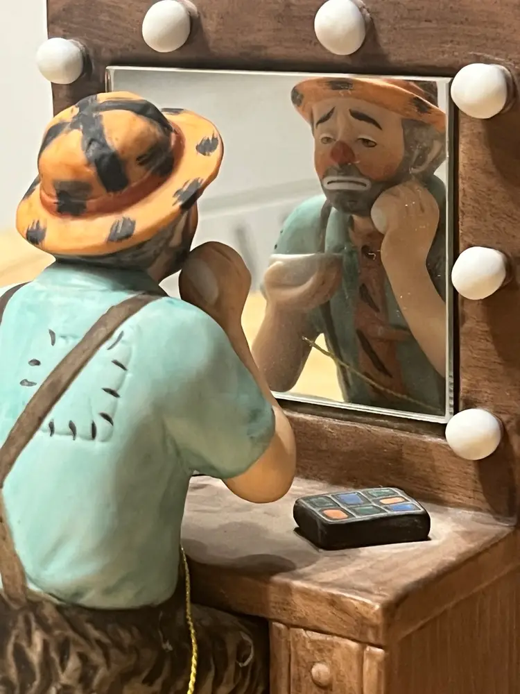 Vintage Emmett Kelly Clown Figure At Make Up Table Ceramic Collectible Figurine