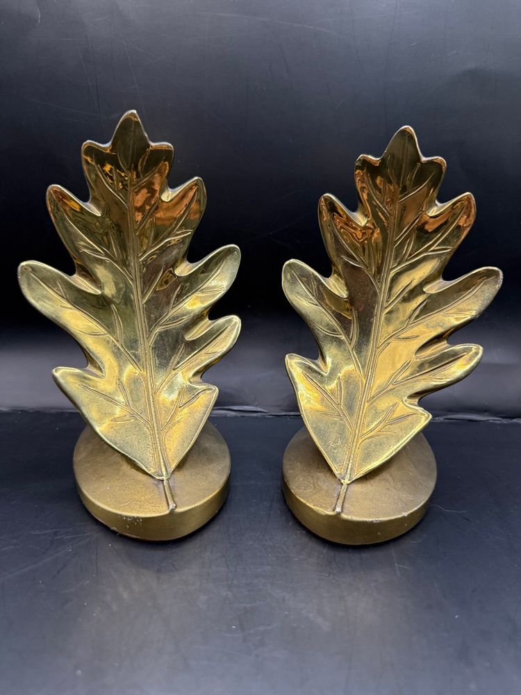 Pair Of Vintage Mid-century Philadelphia Manufacturing Company Brass Oak Leaf Bookends 6”