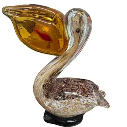 Vintage hand-blown art glass pelican sculpture with a fish. Summer Time! Beach Decor Ocean 6.5” Tall