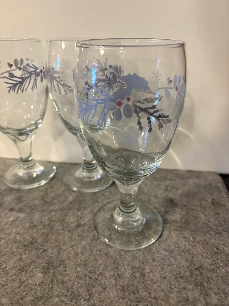4 Phaltzgraff Christmas/Holiday Water /Iced Tea Goblets 7"  # 3048