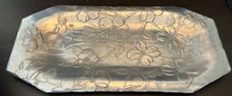 VTG Wendell August Hand Hammered Tray with Flowers and Leaves Original Box