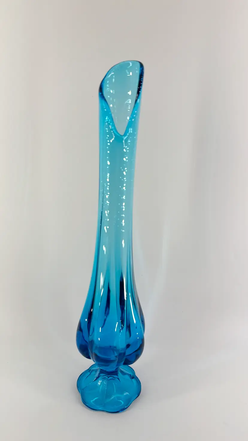 VTG LE Smith 19" UV Reactive Peacock Blue Swung Glass Vase