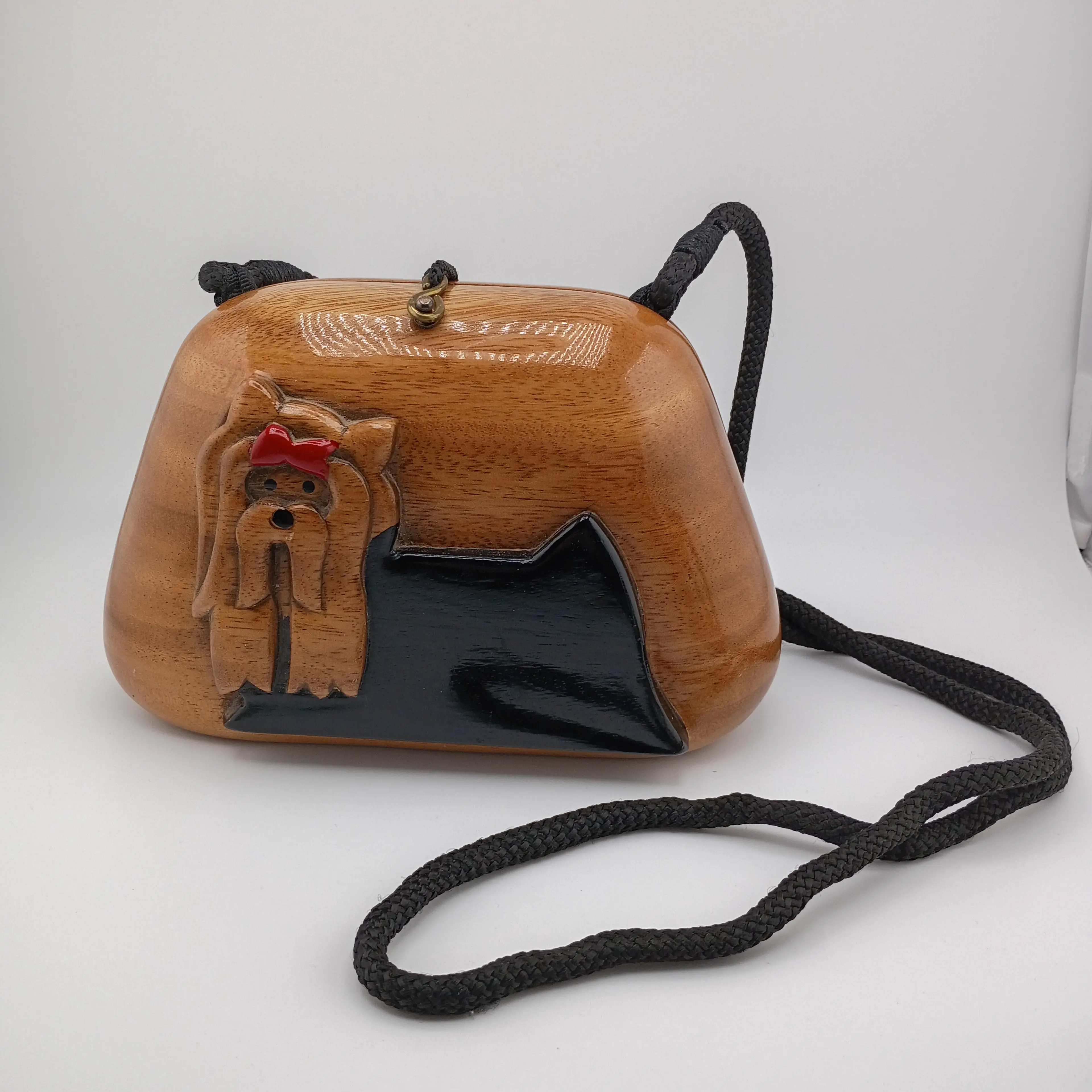 Image 1 of 6