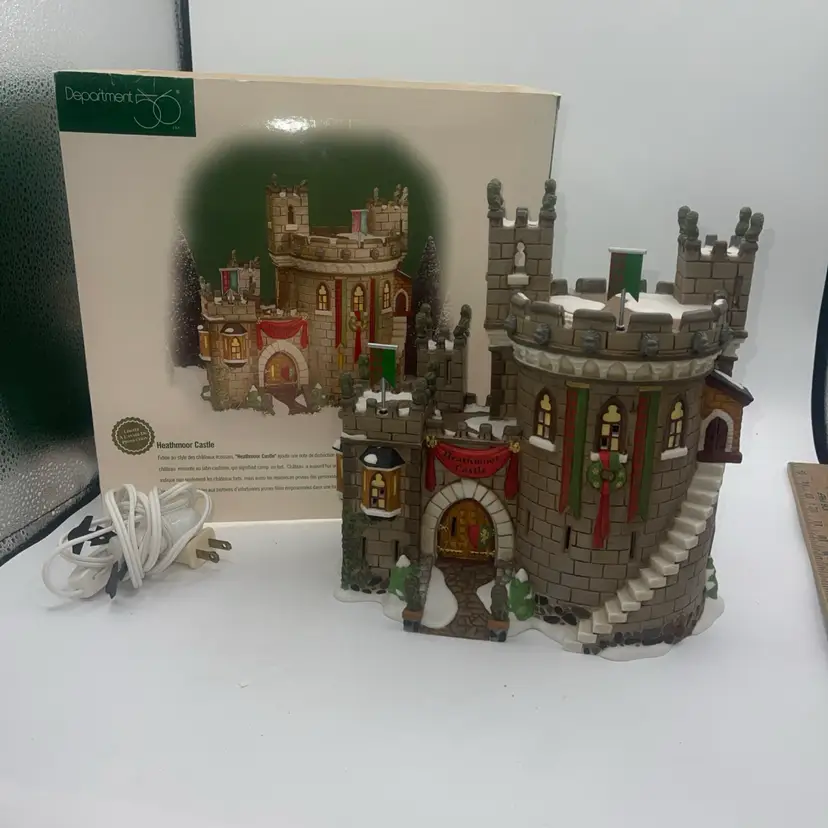Dept 56 Dickens Village Heathmoor Castle 58313 Christmas Retired READ