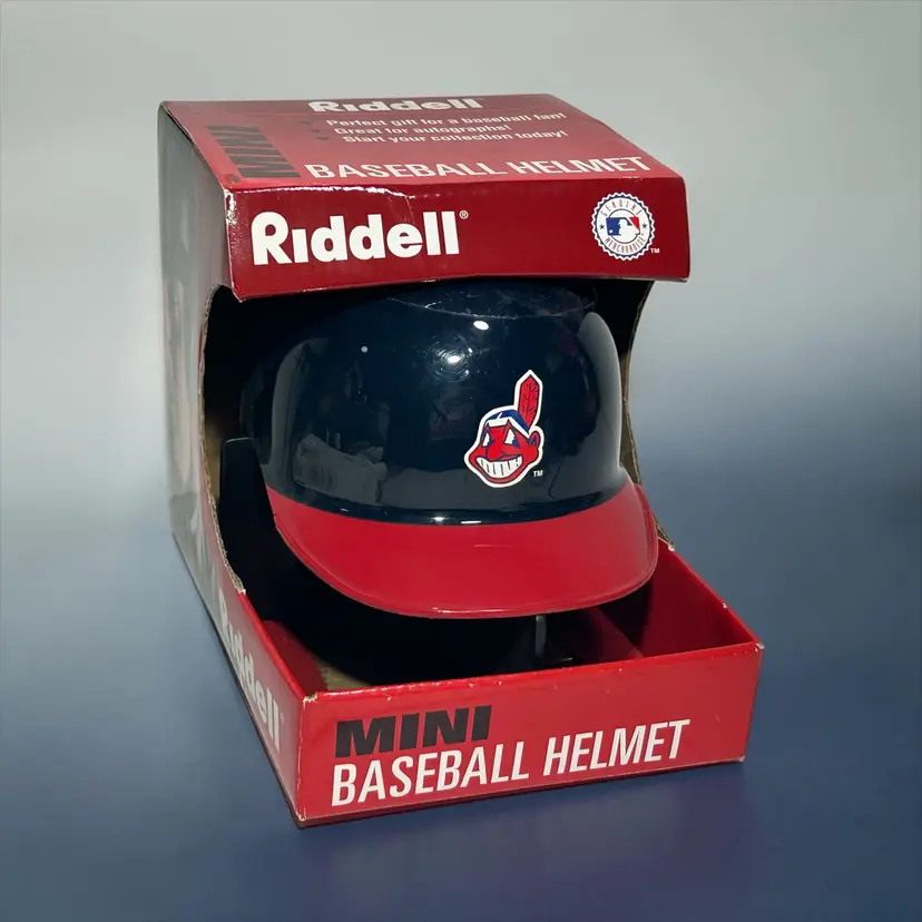 Cleveland Indians Riddell Mini Baseball Batting Helmet Chief Wahoo
