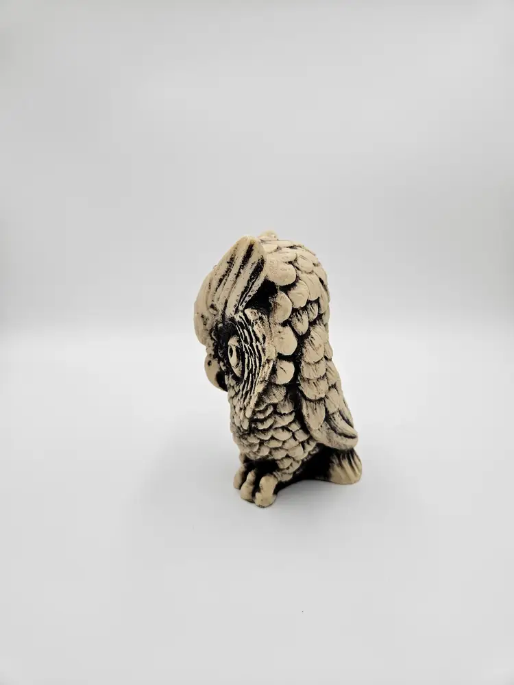 #TR32 Resin Owl Figurine