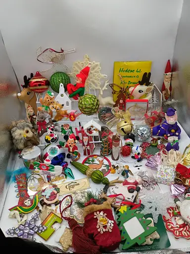 Christmas Ornaments Pick 2 $2.5 starts