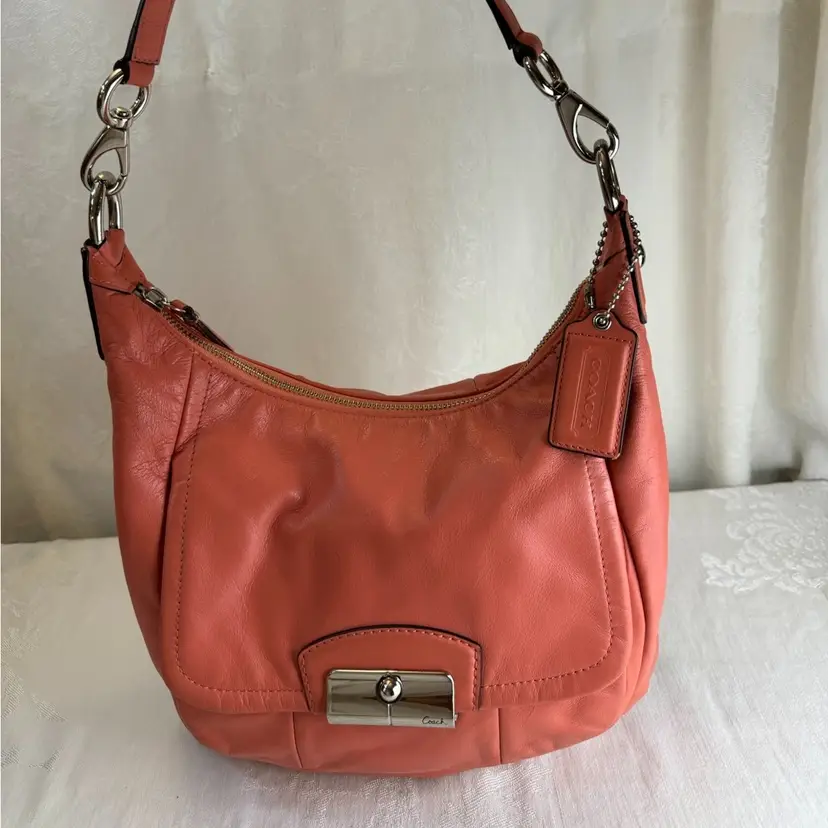 2018 Coach F22306 Kristin Pink Leather Convertible Hobo Shoulder Crossbody Bag