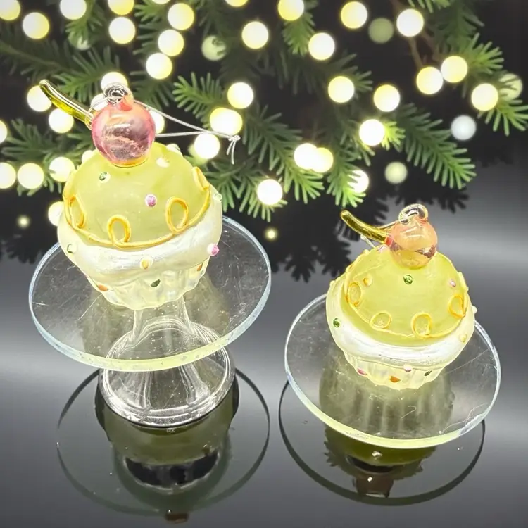 Pair Of 2 Blown Glass Cupcake Christmas Ornaments As Is Sweet Treat Confections