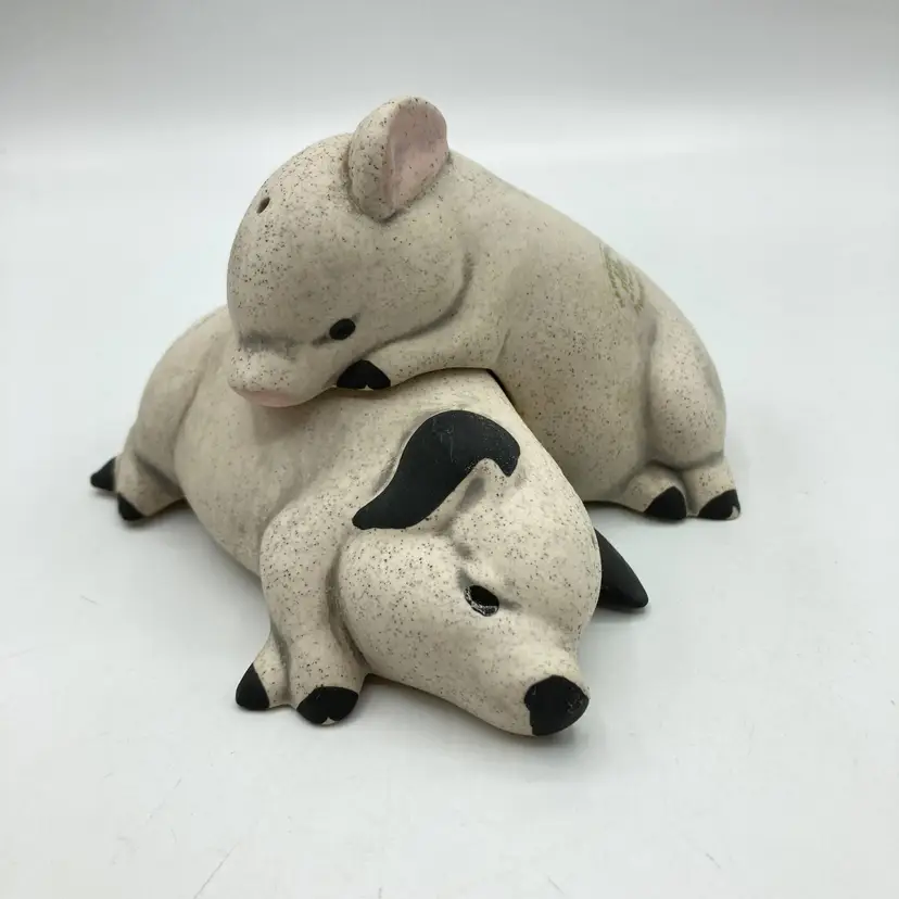 KEA Studio Canada Sleeping Cuddle Pigs Salt & Pepper Shakers Handmade Stoneware