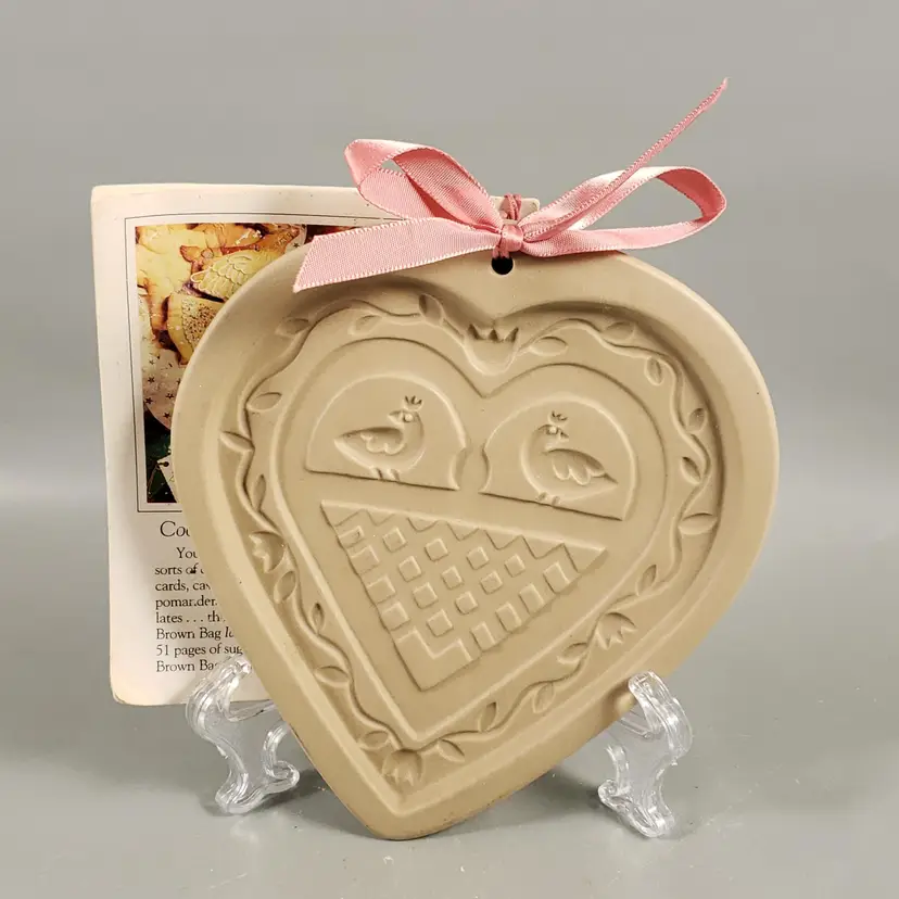 Vintage BROWN BAG COOKIE ART 1993 Heart Valentine Dove Ceramic Mold Stamp