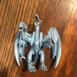 Yu-Gi-Oh 2” Blue Eyed Dragon -Takahashi