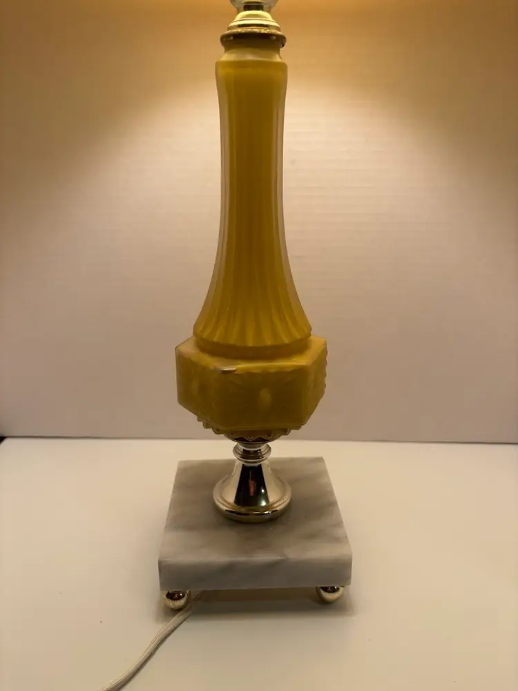 Table Lamp, 22" Antique Vintage  Yellow Glass Wire Eyelet Fabric Shade