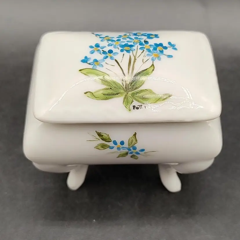 Vtg Porcelain Hand Painted Signed Footed Pill Box