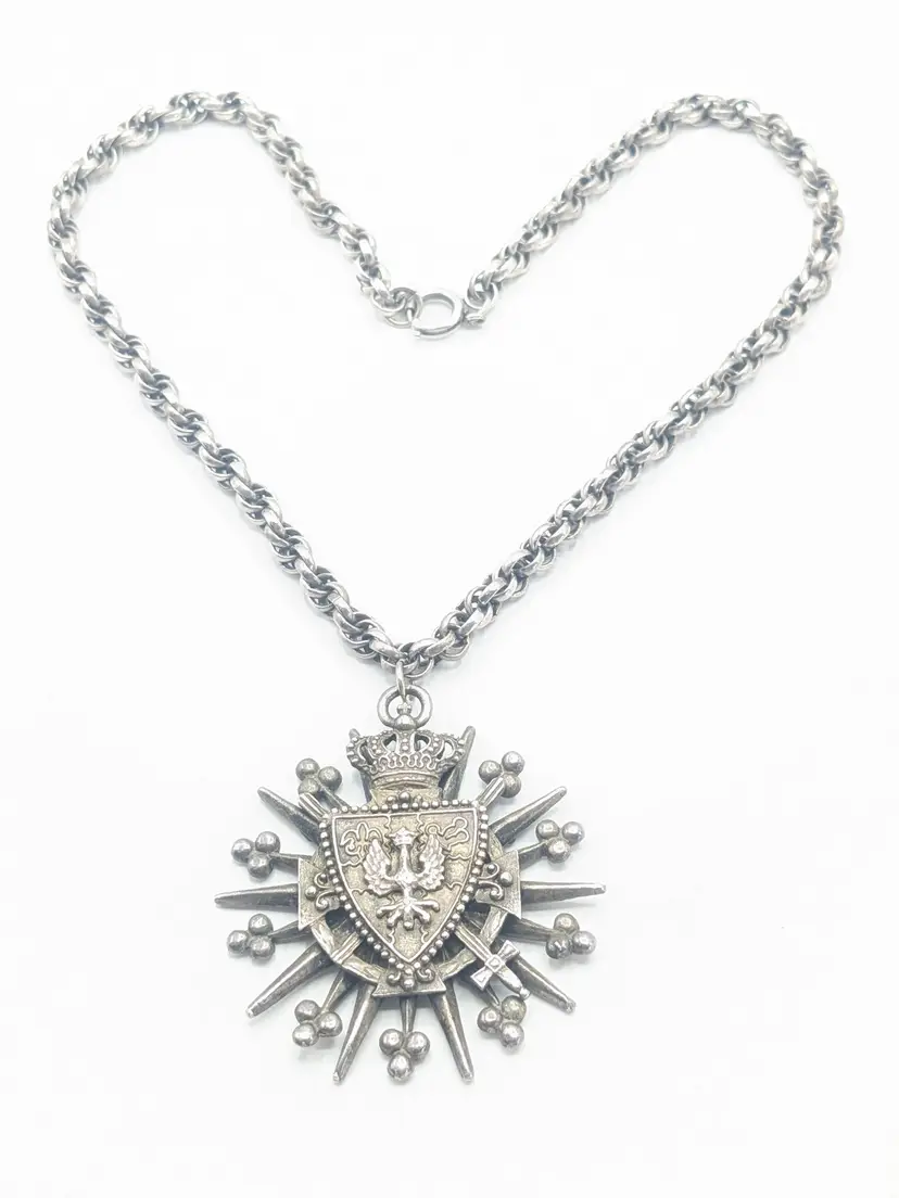 Vintage Coro Silver Tone Heraldic Pendant Chain Necklace