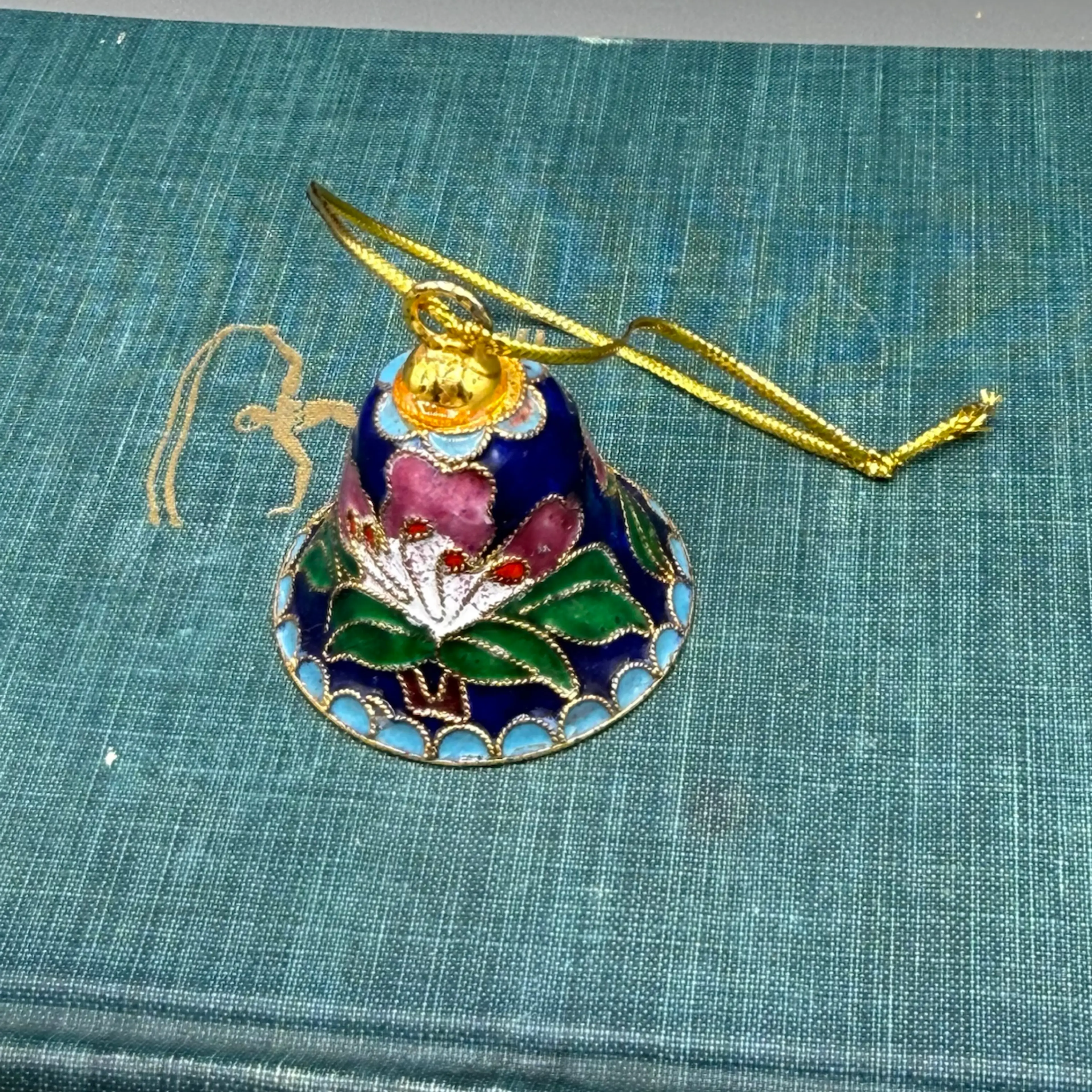 Image 2 of 3