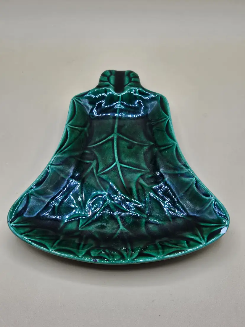 Hobbyist Green Bell With Holly 8" Plate, Spoon Rest, Chipped