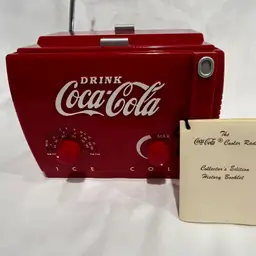 Vintage Coca-Cola Cooler AM FM WB Radio Collectors Edition Red Works