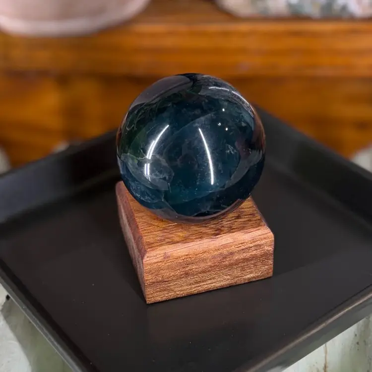 Crystal Sphere Holder - Angelique