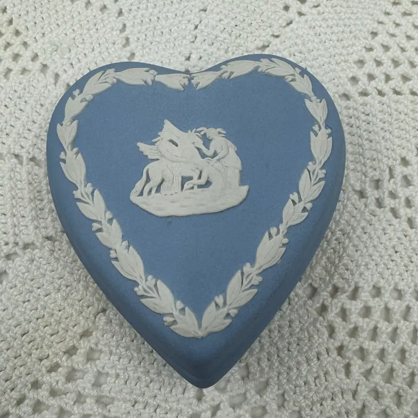 Wedgwood blue jasperware heart-shaped lidded trinket box. 2.5” Wide