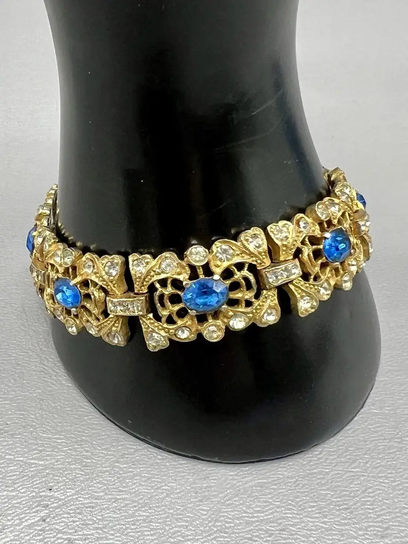 Vintage Gold Tone Blue Rhinestone Filigree Ornate Bracelet Floral Link 7"