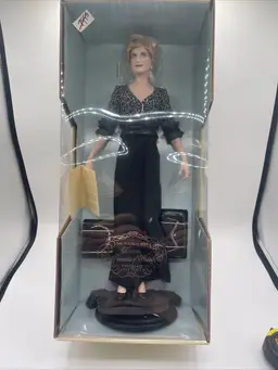 Princess Diana Porcelain Portrait Doll Franklin Mint 17" Black & Silver Gown