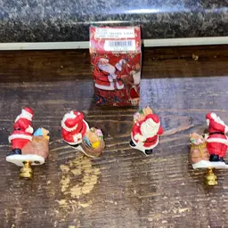 #01 Santa Lamp Topper Finials