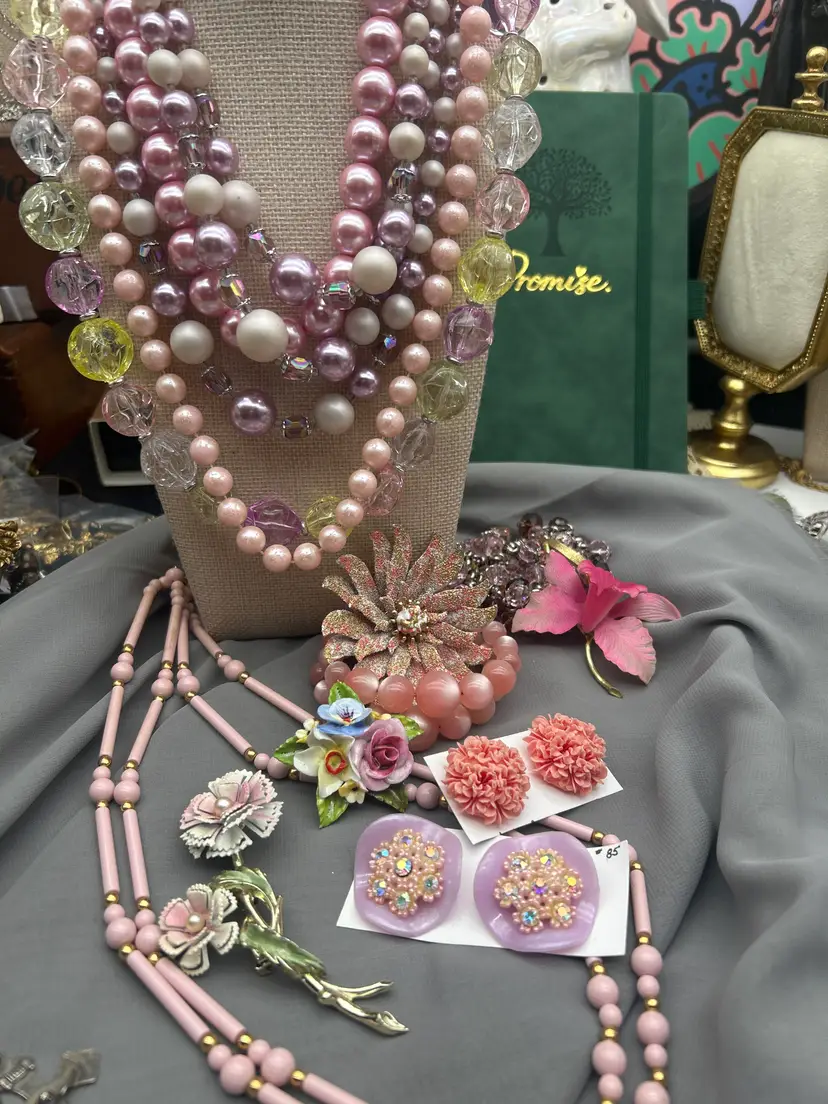 Livestream thumbnail