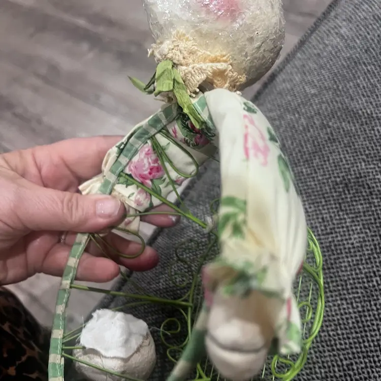 026 Vintage Paper Mache Bunny Rabbit Spring Basket Cottage Farmhouse