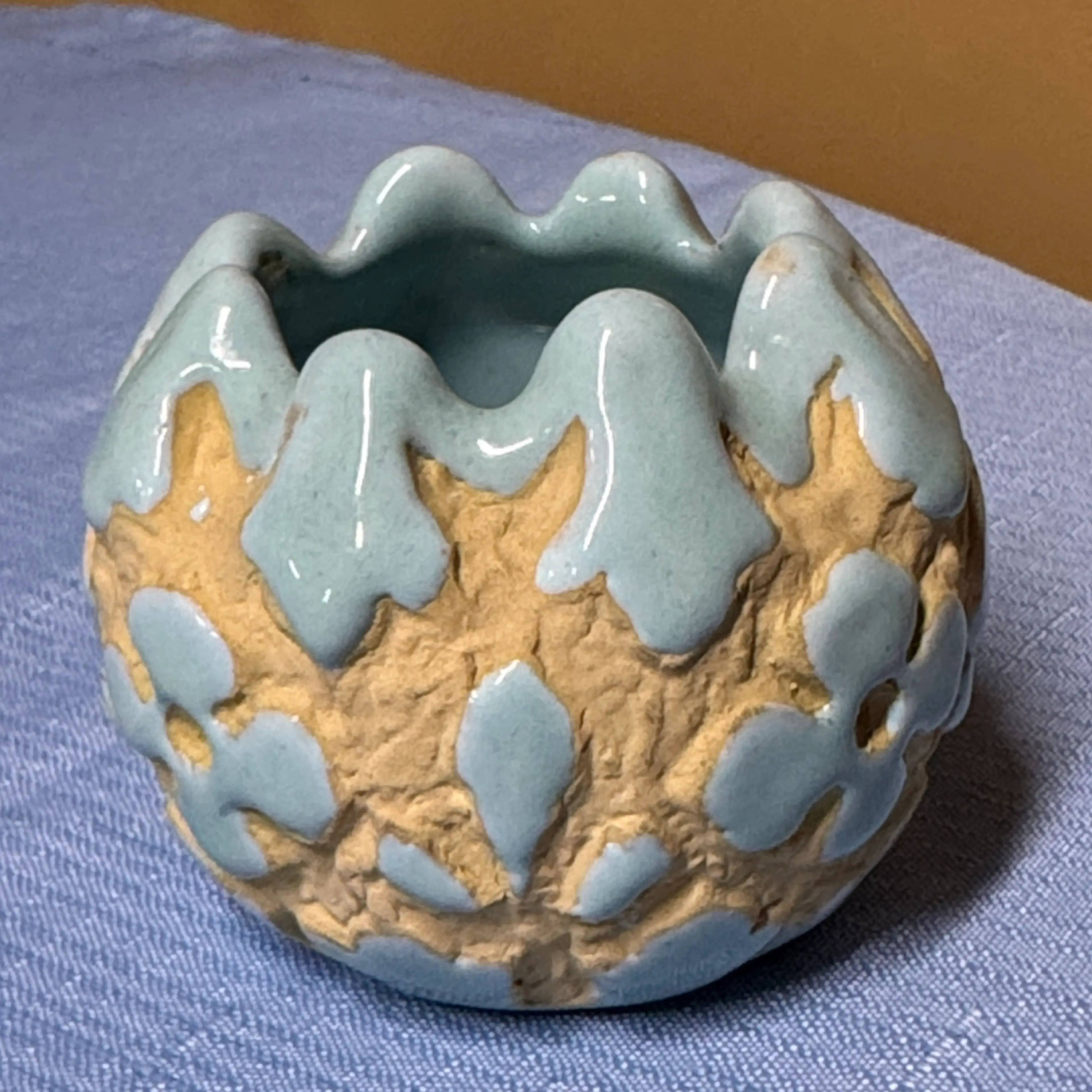 Image 2 of 6
