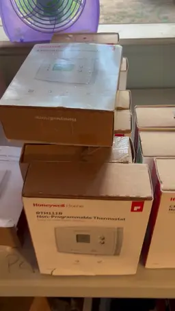 Lot 14 Honeywell Thermostats Open Box 4 Styles