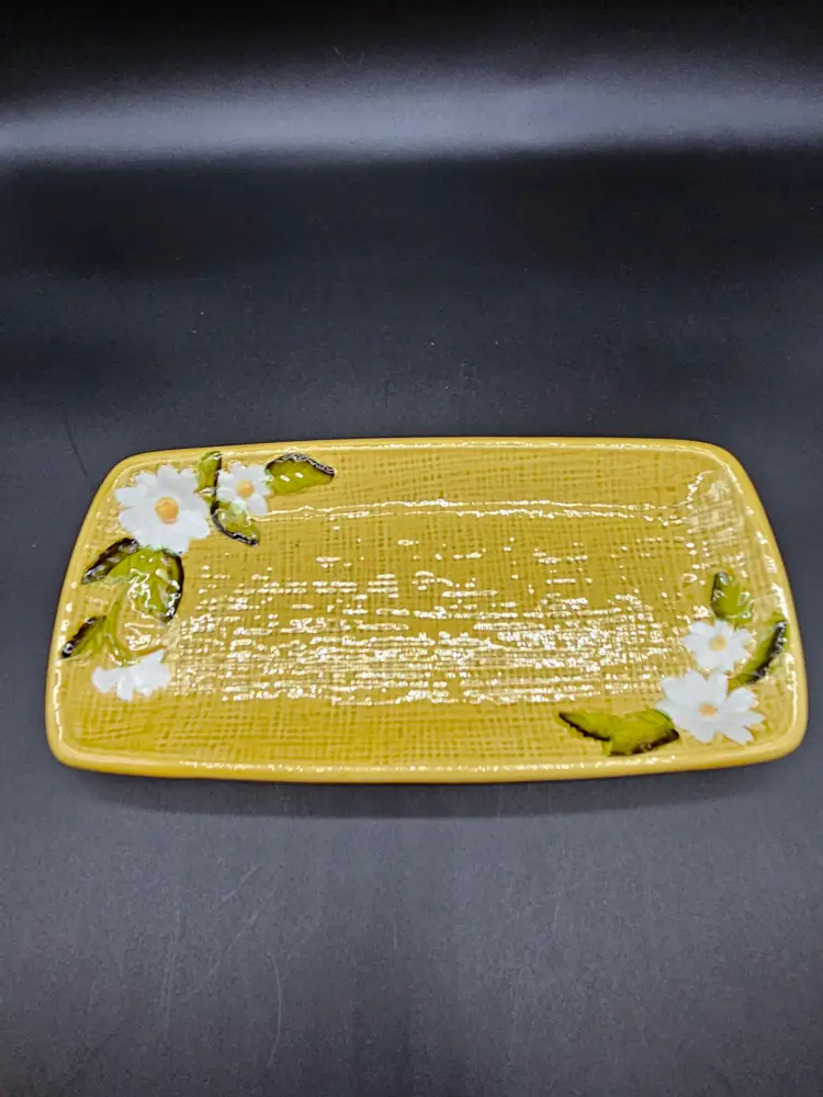 Shabby Chic I W Rice Co IRice Yellow Woven Daisy Vanity Trinket Tray Porcelain